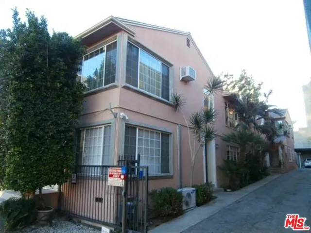 $2,200 | 1025 North San Vicente Boulevard, Unit 2, West Hollywood, CA 90069
