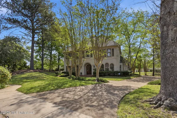 $425,000 | 201 Winsmere Way, Ridgeland, MS 39157