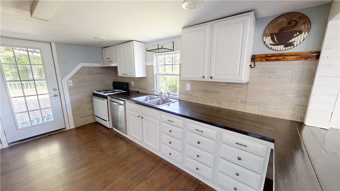 367 Doing Road Plymouth, NY 13815 - Photo 5 of 36