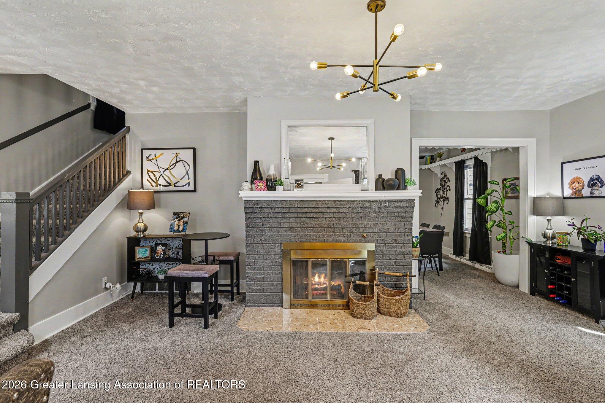1712 Osborn Road Lansing, MI 48915 - Photo 5 of 34 006_file_1716