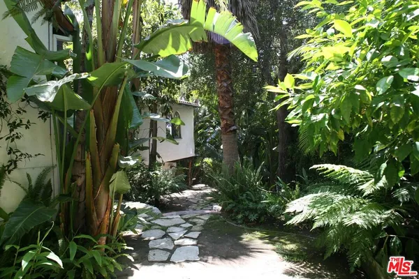$15,400 | 2243 East Live Oak Drive, Los Angeles, CA 90068