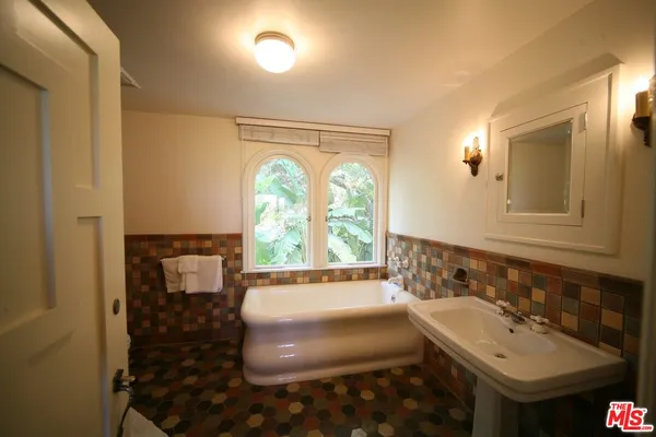 $15,400 | 2243 East Live Oak Drive, Los Angeles, CA 90068