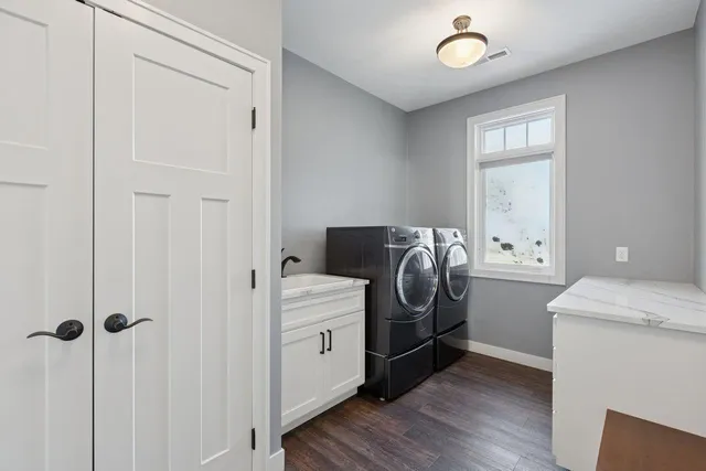 $450,000 | 951 Cedar Avenue East, Hector, MN 55342