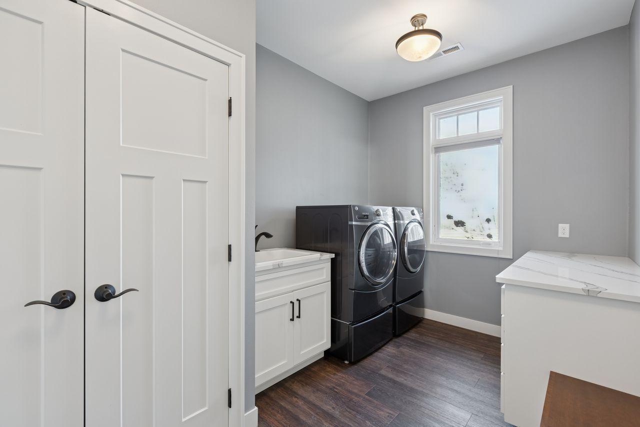 951 Cedar Avenue East Hector, MN 55342 - Photo 12 of 23