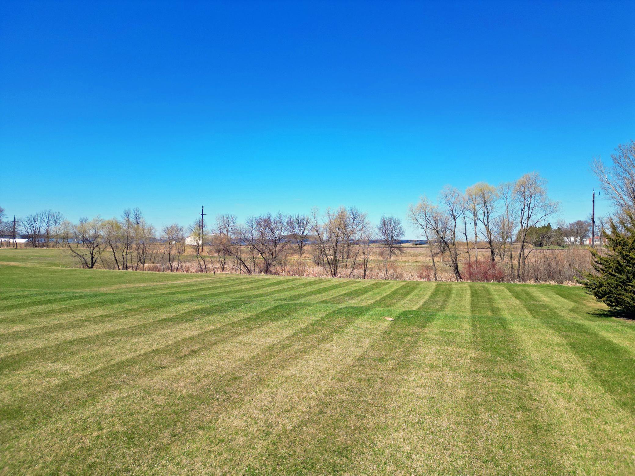 951 Cedar Avenue East Hector, MN 55342 - Photo 2 of 27