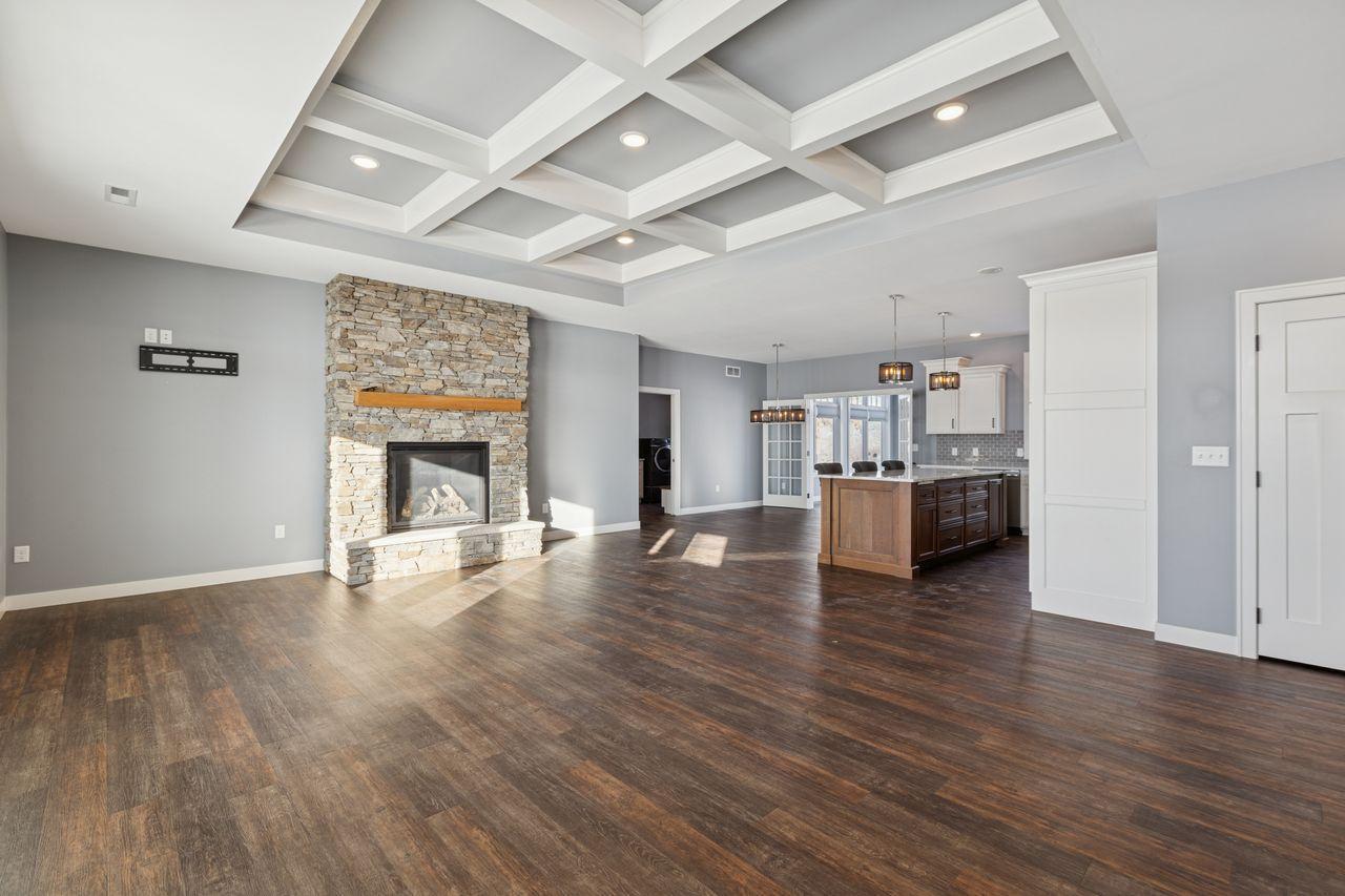 951 Cedar Avenue East Hector, MN 55342 - Photo 4 of 23