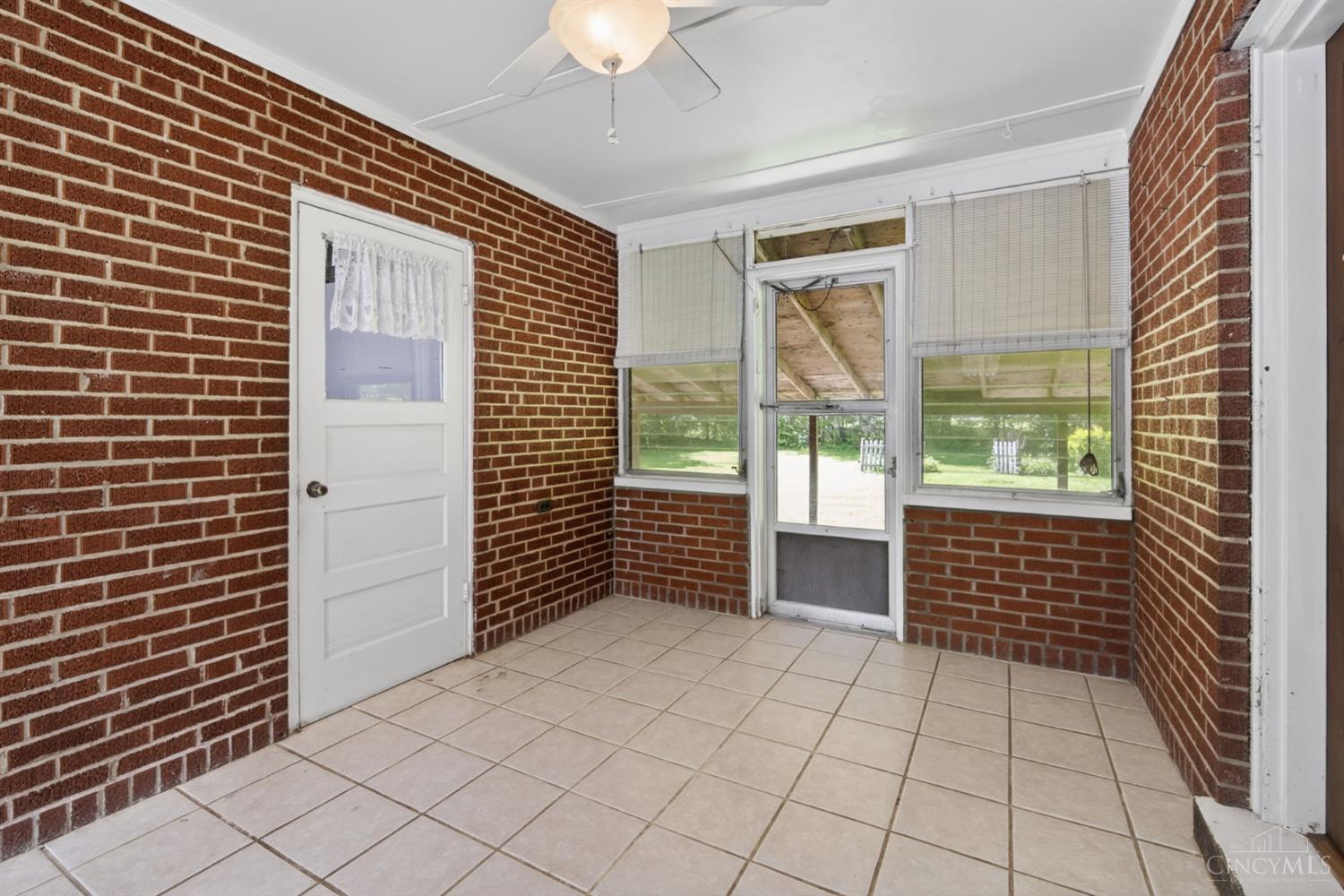1065 Mc Kelvey Road Cincinnati, OH 45231 - Photo 21 of 38 Enclosed Porch