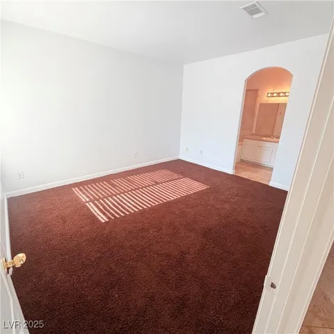 $1,300 | 5525 West Flamingo Road, Unit 2028, Las Vegas, NV 89103