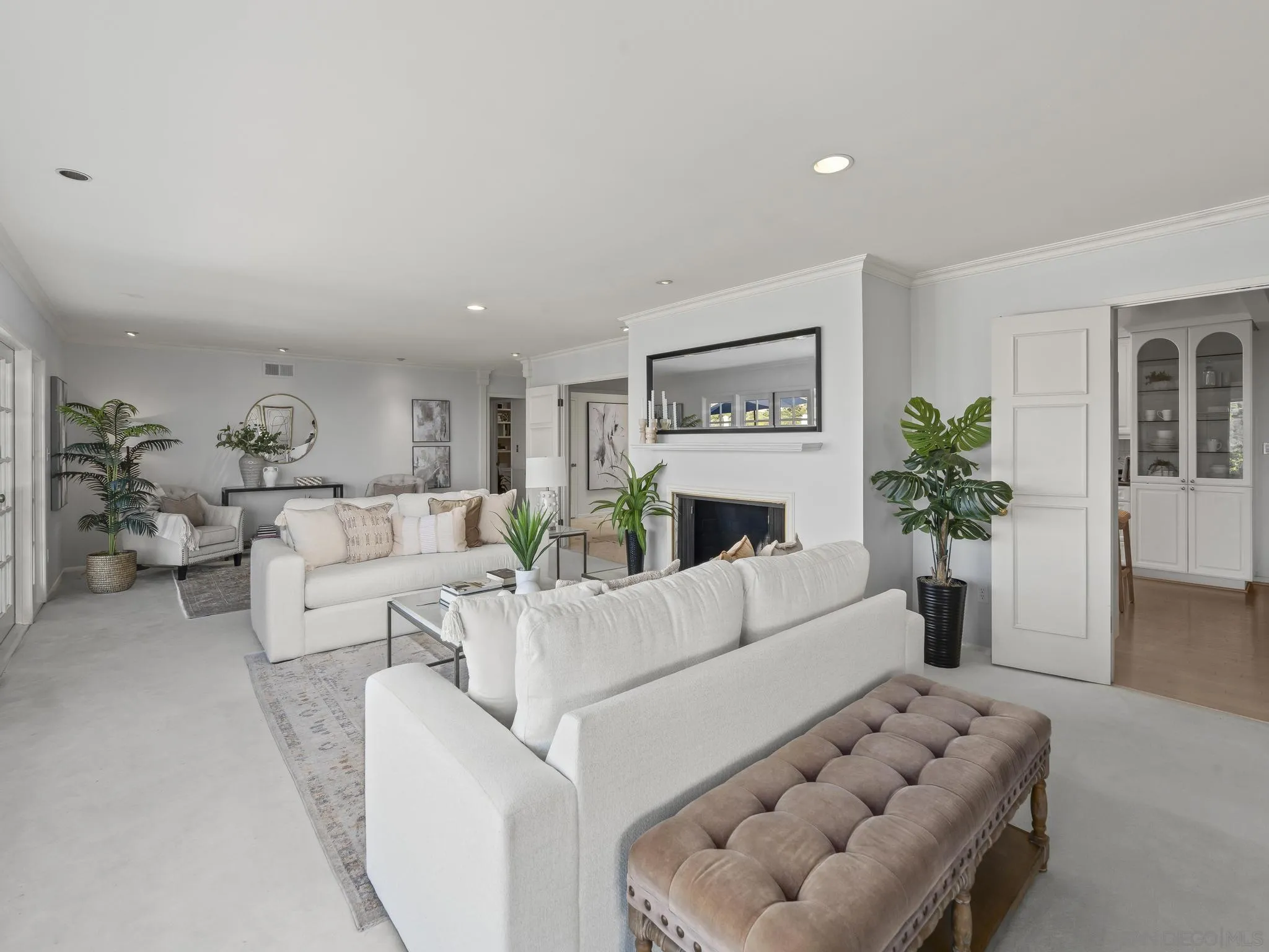7753 Via Capri La Jolla, CA 92037 - Photo 17 of 65