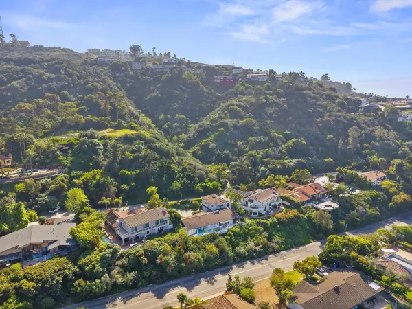 $4,155,000 | 7753 Via Capri, La Jolla, CA 92037