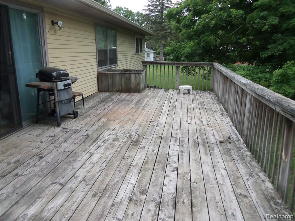 4892 Hadley Road Goodrich, MI 48438 - Photo 17 of 23 015.jpg