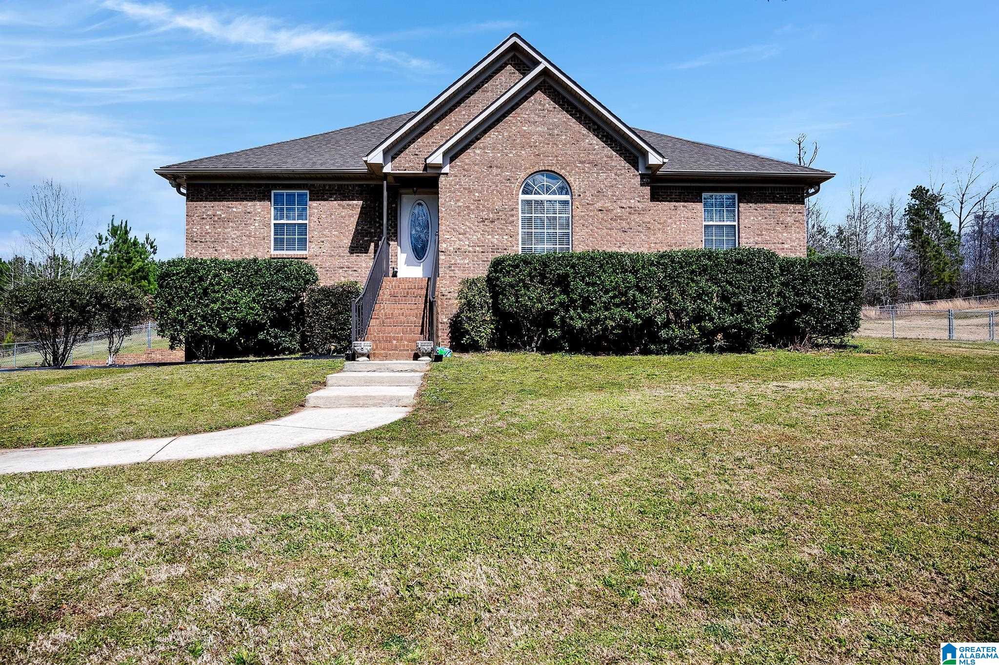 1095 Armstrong Loop Hayden, AL 35079 - Photo 1 of 31