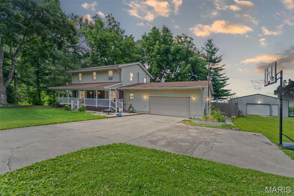 505 Hinton Street Kane, IL 62054 - Photo 2 of 61