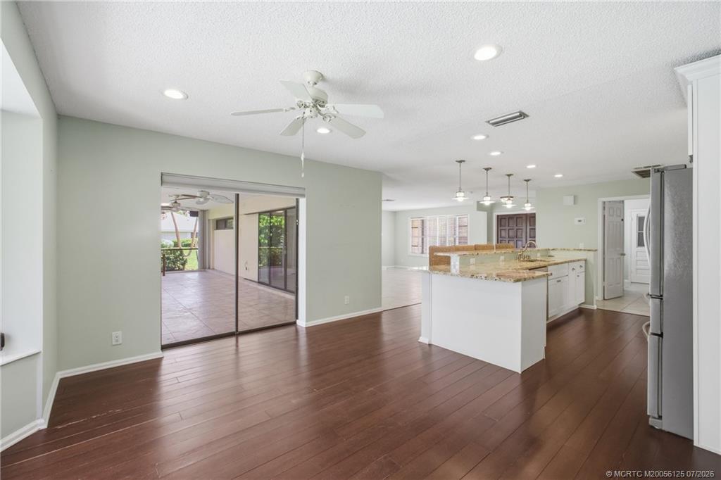 3131 Southeast Fairway West Stuart, FL 34997 - Photo 18 of 48