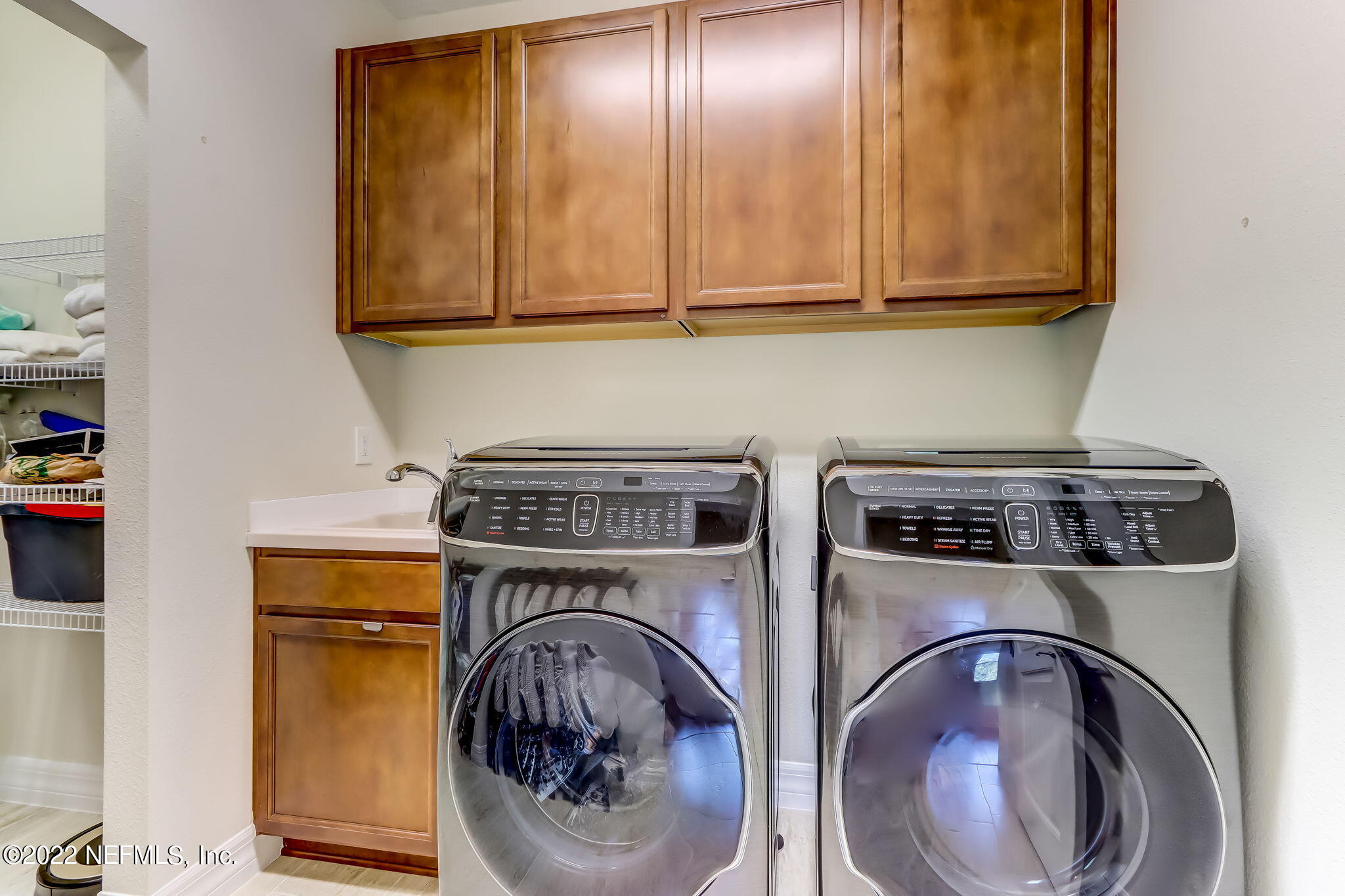 551 Tree Side Lane Ponte Vedra, FL 32081 - Photo 24 of 62 Laundry room