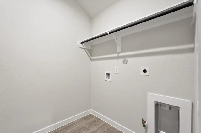 a view of a house with a big yard