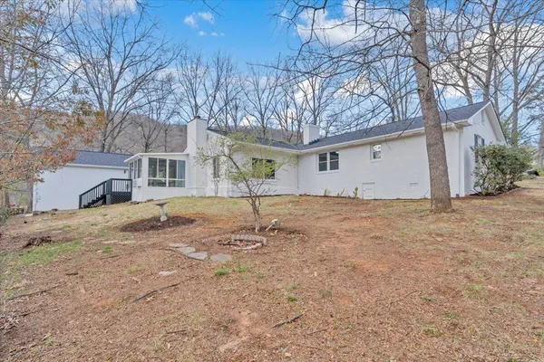 $399,000 | 2049 Surrey Lane Northeast, Roanoke, VA 24012