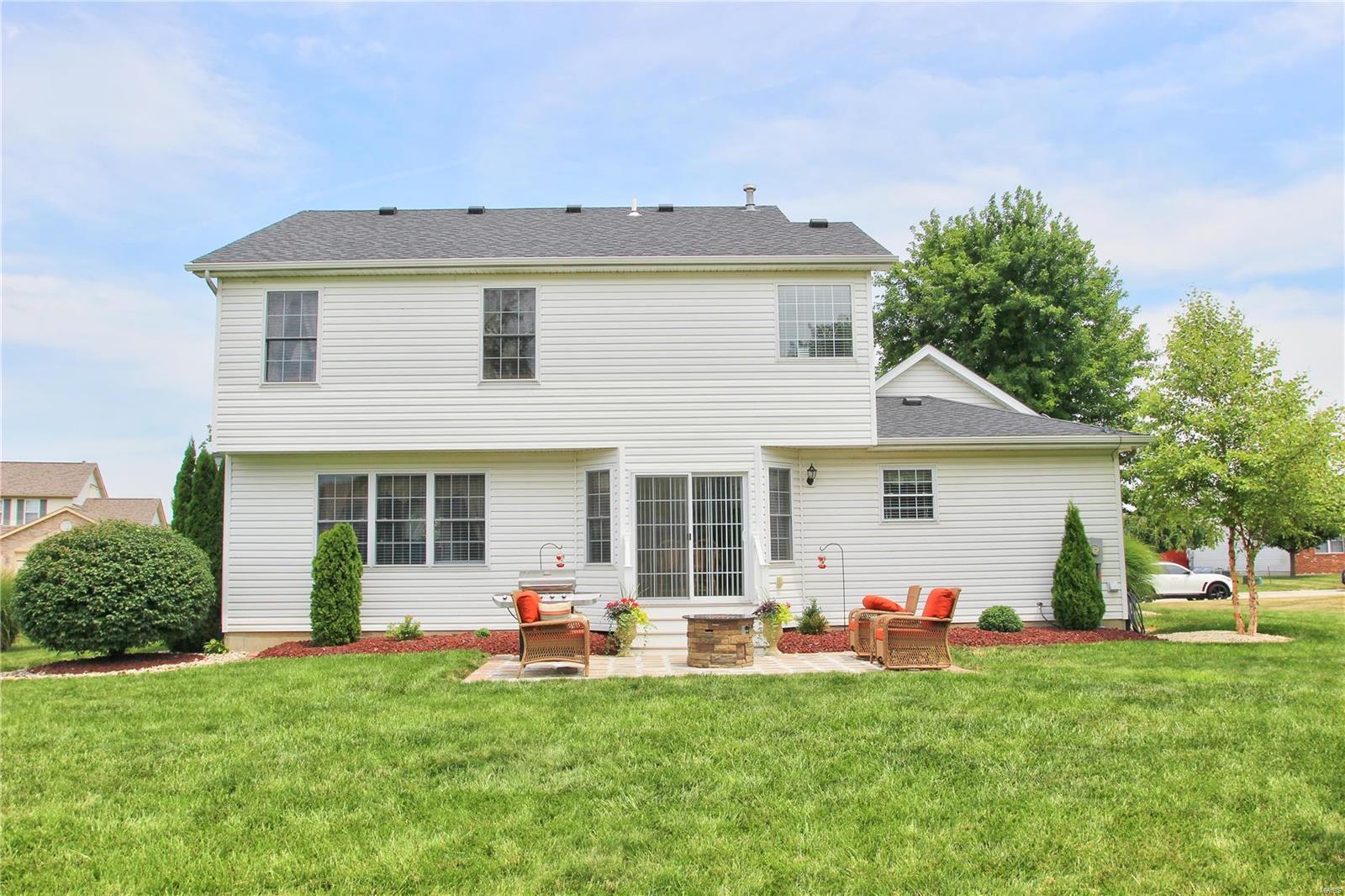 345 Ratz Drive Granite City, IL 62040 - Photo 2 of 29 Gallery Image 2