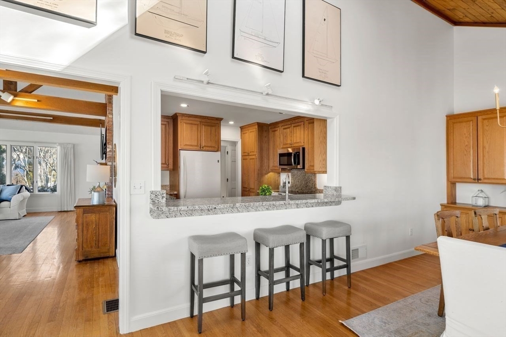 21 Kenneth Road Marblehead, MA 01945 - Photo 12 of 40