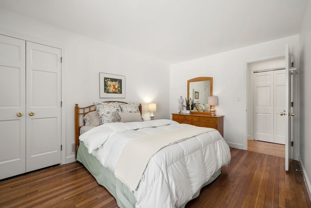 21 Kenneth Road Marblehead, MA 01945 - Photo 19 of 40