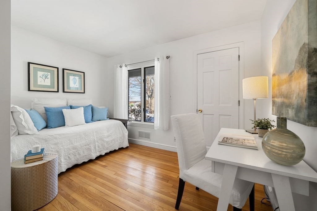 21 Kenneth Road Marblehead, MA 01945 - Photo 20 of 40