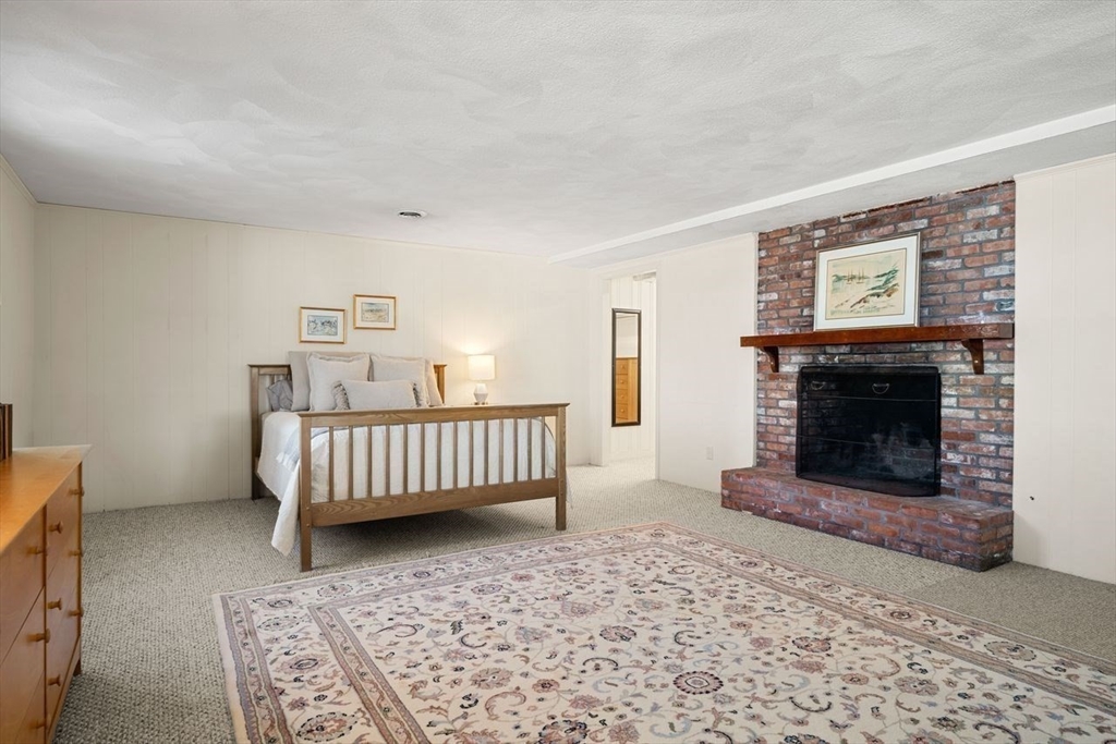 21 Kenneth Road Marblehead, MA 01945 - Photo 25 of 40