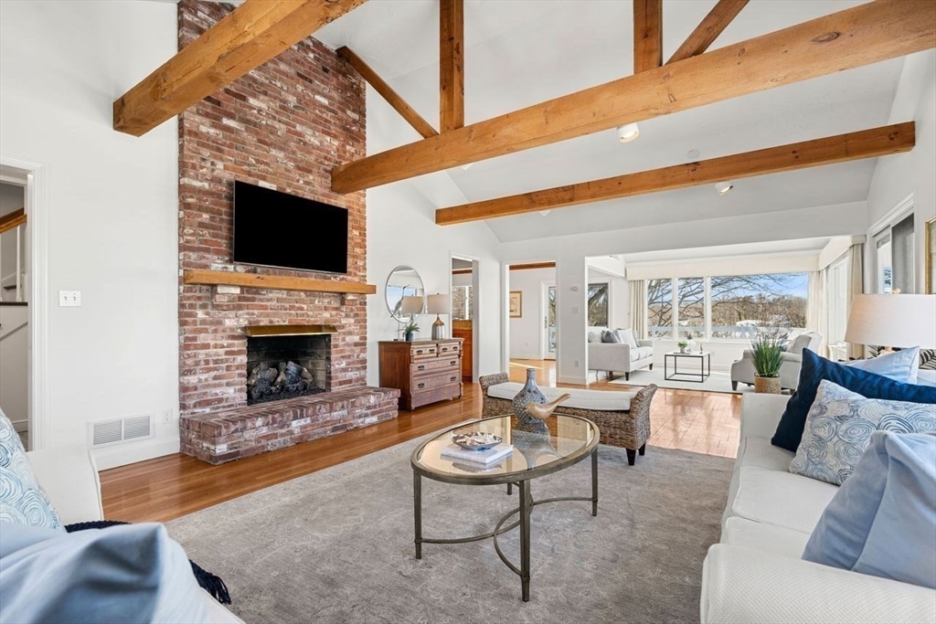 21 Kenneth Road Marblehead, MA 01945 - Photo 5 of 40