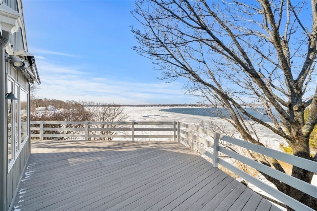 21 Kenneth Road Marblehead, MA 01945 - Photo 8 of 40