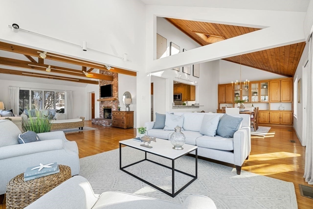 21 Kenneth Road Marblehead, MA 01945 - Photo 9 of 40