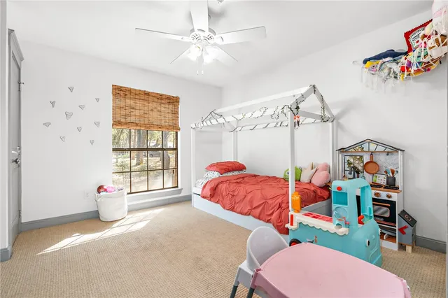 $799,900 | 270 Creek Bend Road, McGregor, TX 76657