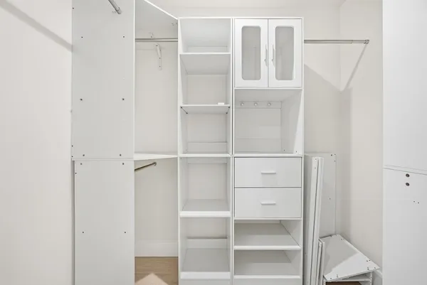 $3,688,950 | 488 Oak Court, Menlo Park, CA 94025