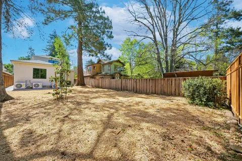 $3,688,950 | 488 Oak Court, Menlo Park, CA 94025