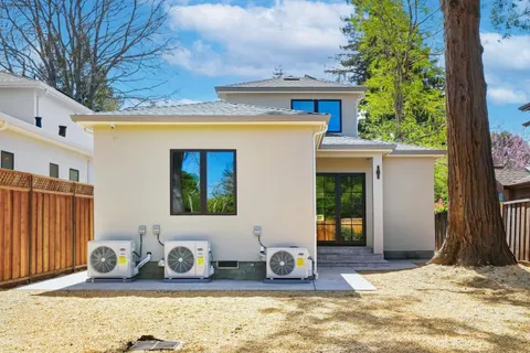 $3,688,950 | 488 Oak Court, Menlo Park, CA 94025