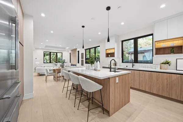 $3,688,950 | 488 Oak Court, Menlo Park, CA 94025