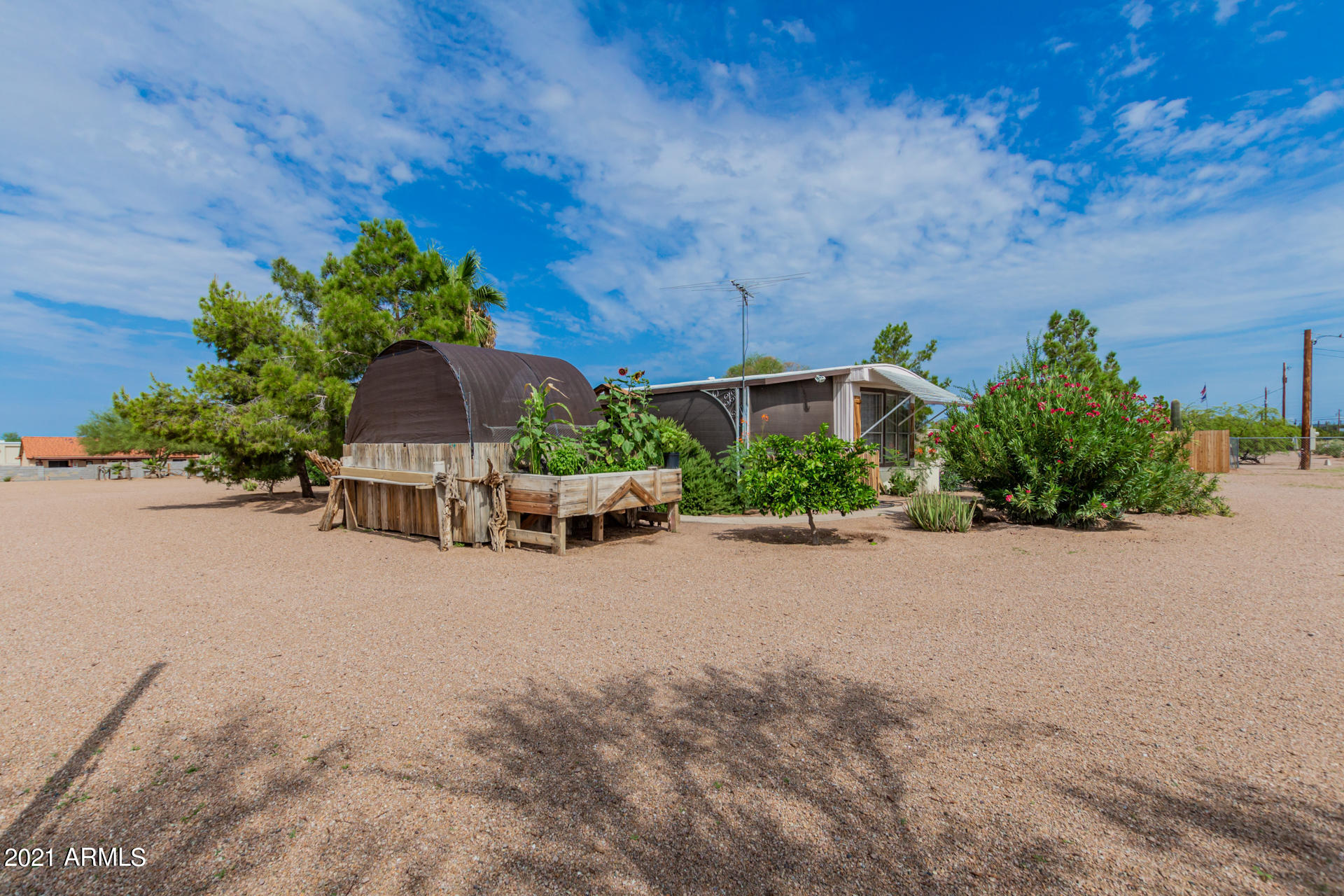 160 South Acacia Road Apache Junction, AZ 85119 - Photo 4 of 23 04 - Acacia