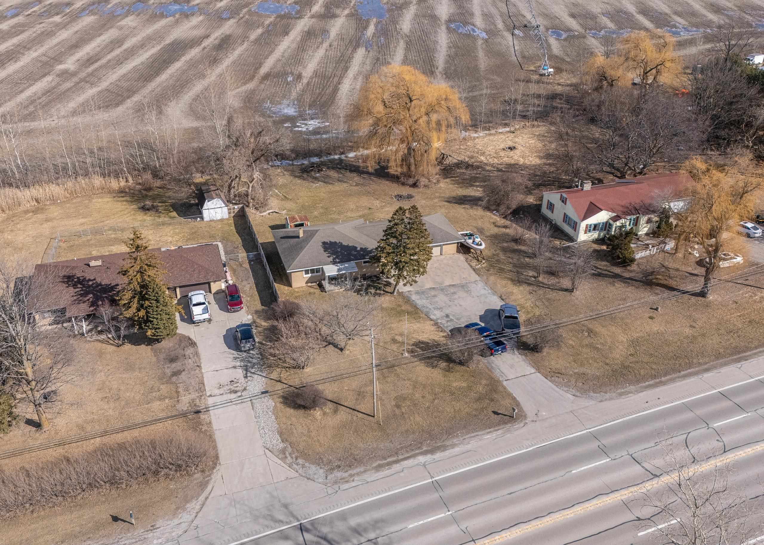 1943 South Huron Road Kawkawlin, MI 48631 - Photo 30 of 37