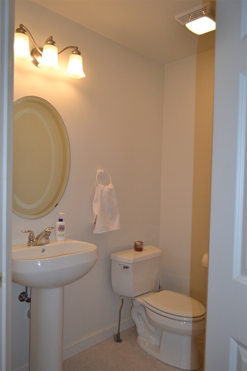 243 Drakeside Road, Unit 11 Hampton, NH 03842 - Photo 14 of 27
