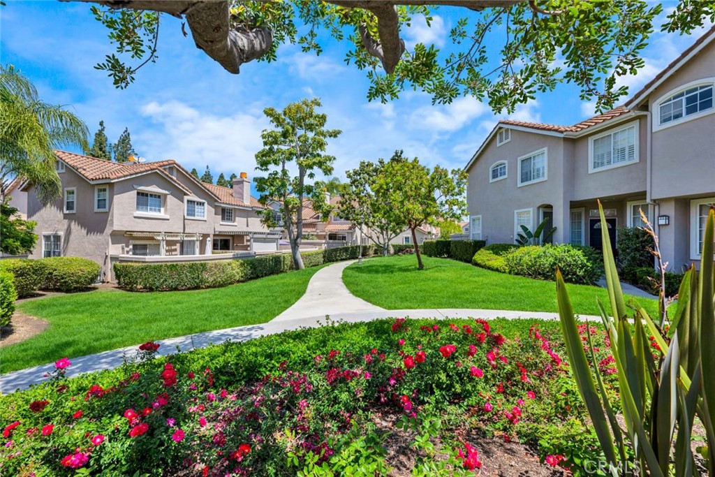 2315 Cascade Tustin, CA 92782 - Photo 36 of 56