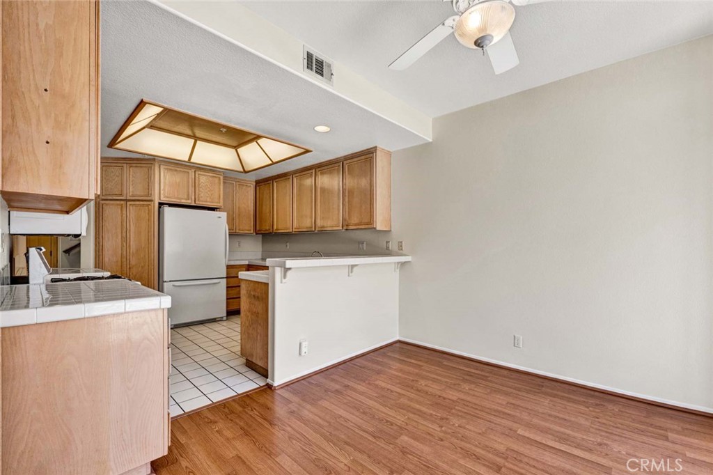 2315 Cascade Tustin, CA 92782 - Photo 9 of 56