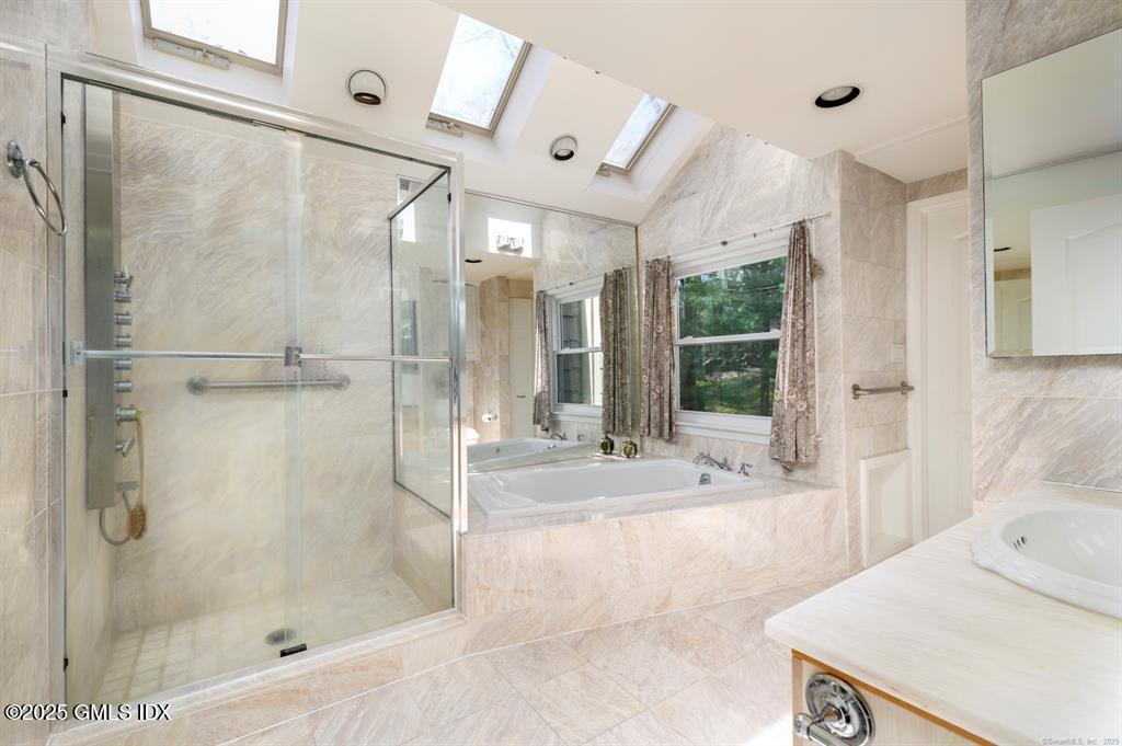 414 Riversville Road Greenwich, CT 06831 - Photo 10 of 20 GetMedia (32)