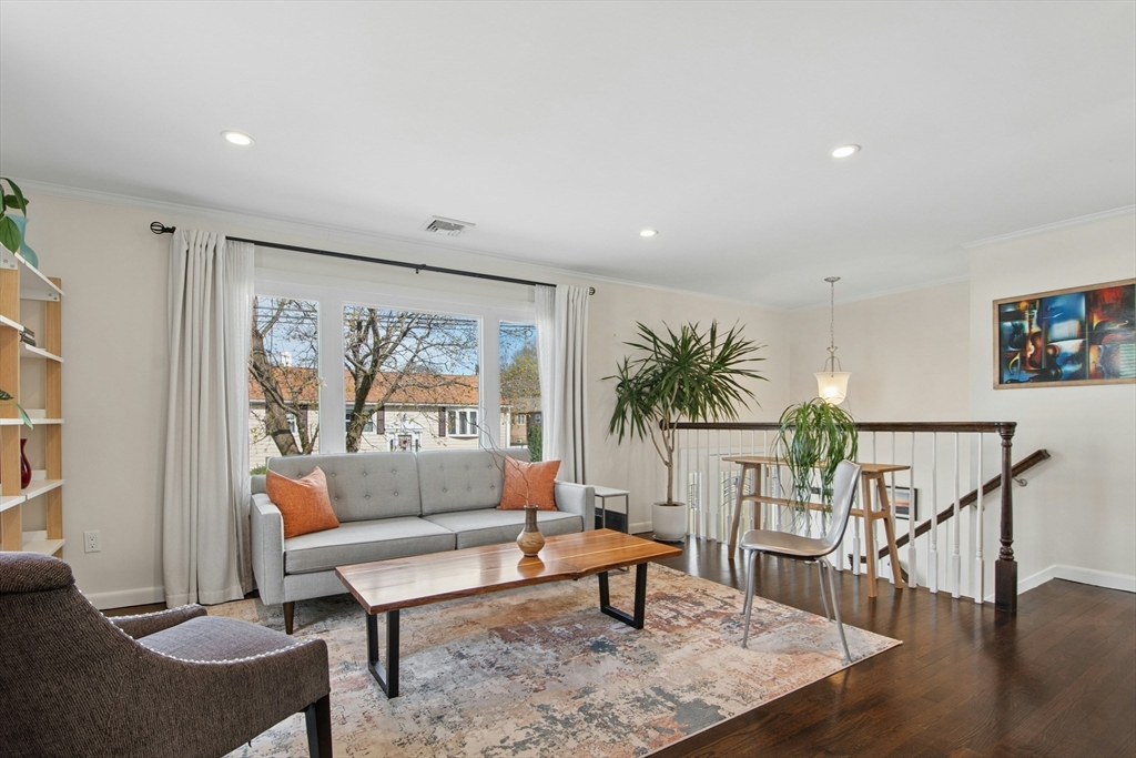 10 Cedarcrest Circle Boston, MA 02132 - Photo 3 of 42