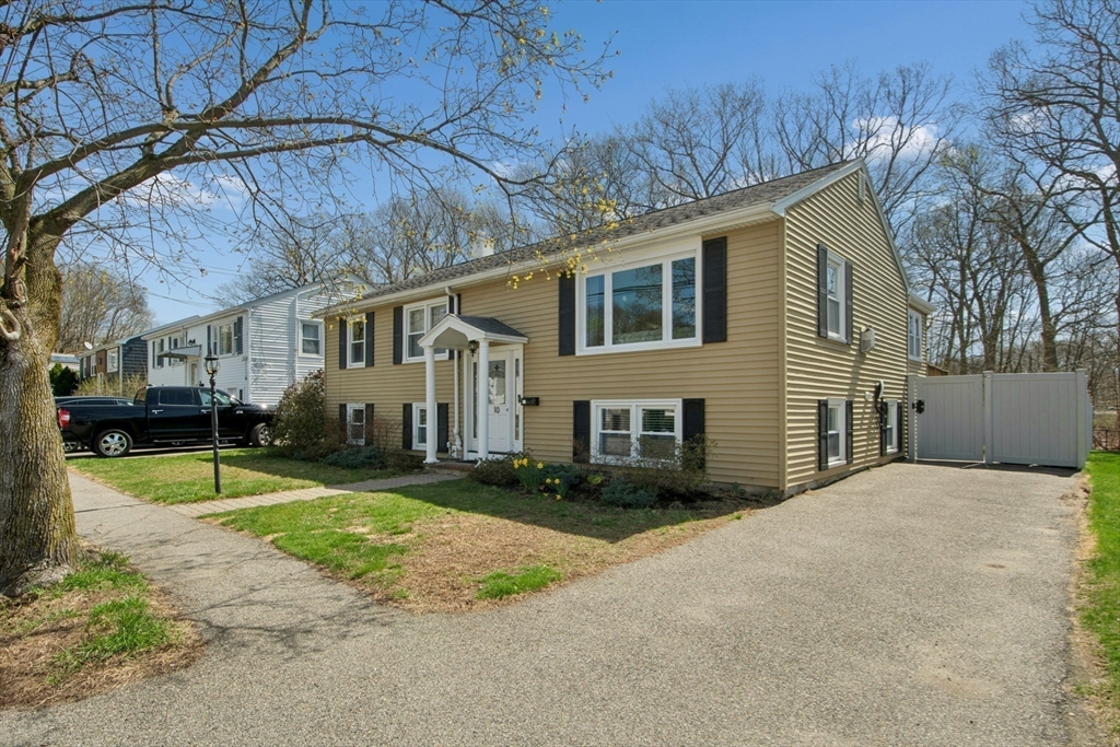 10 Cedarcrest Circle Boston, MA 02132 - Photo 41 of 42