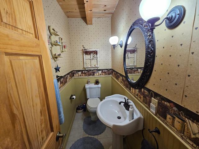 479 Keil Road Warren, PA 16365 - Photo 12 of 26 Gallery Image 12