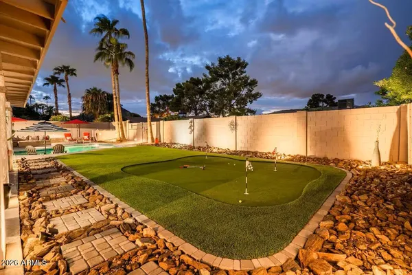 $989,900 | 2532 East Desert Cove Avenue, Phoenix, AZ 85028