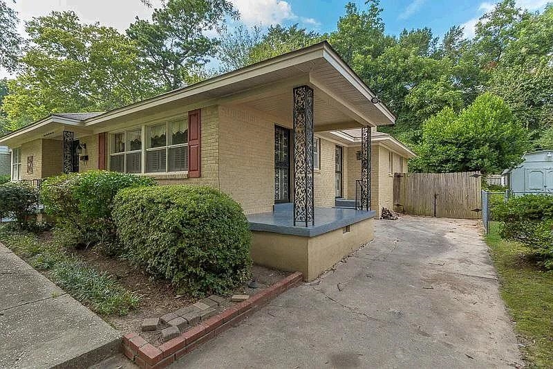 4974 Princeton Road Memphis, TN 38117 - Photo 2 of 10 View of home's exterior with brick siding
