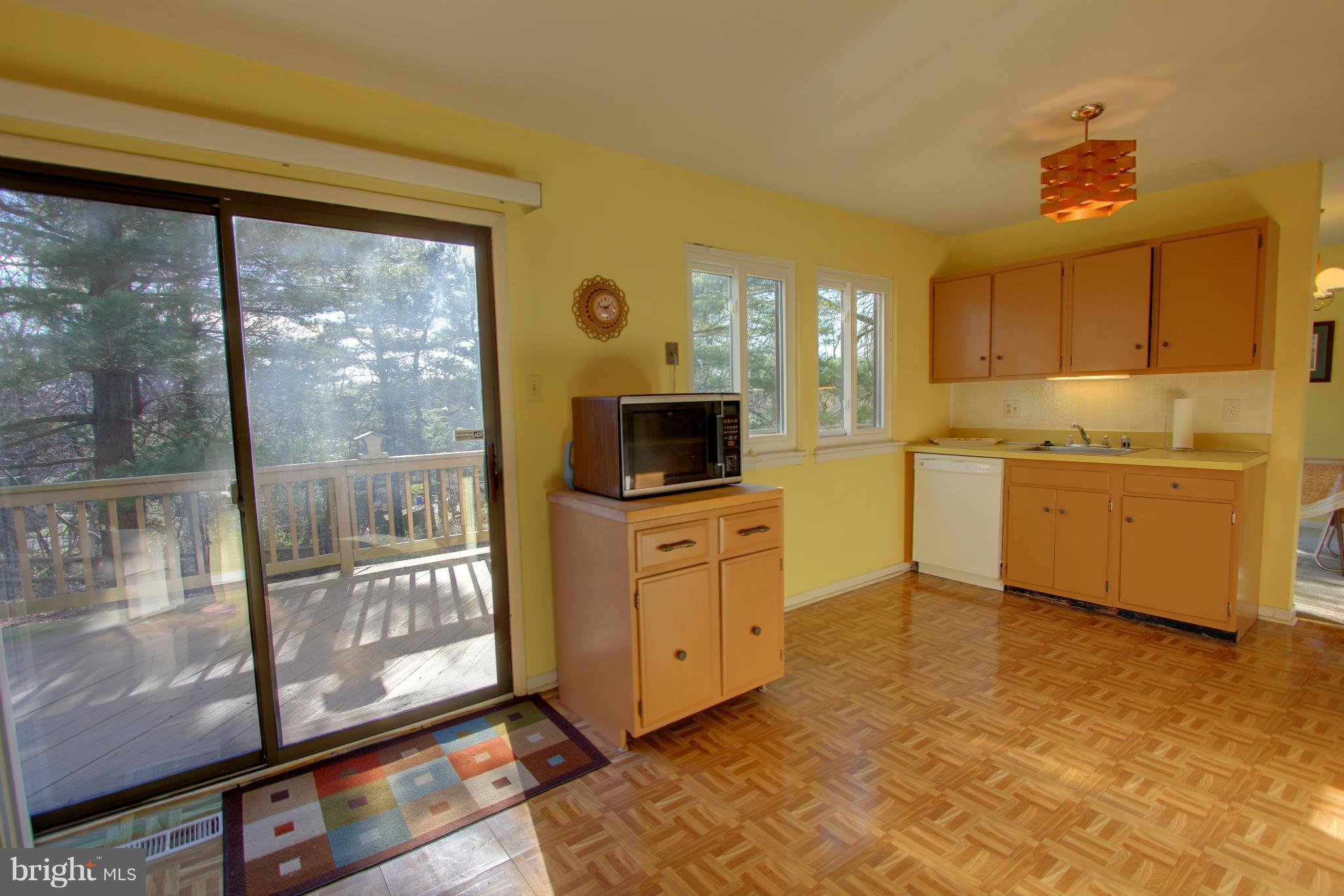9636 Rocksparkle Row Columbia, MD 21045 - Photo 16 of 30 Kitchen