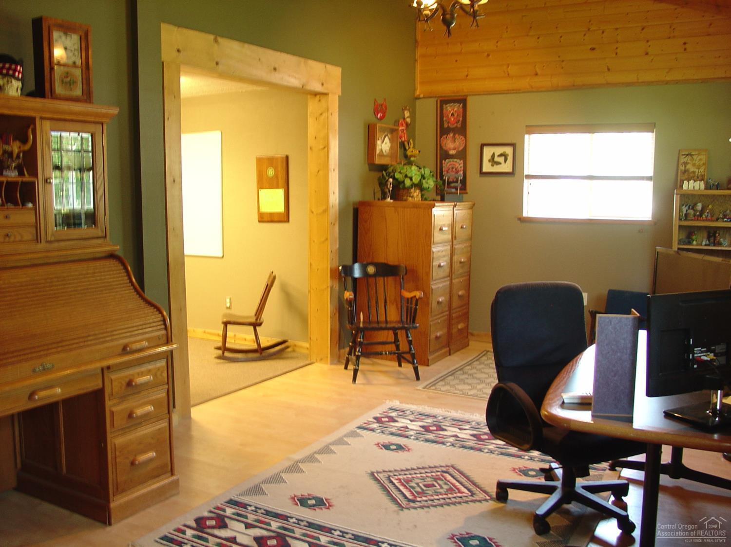 20440 Harper Road Bend, OR 97703 - Photo 25 of 25 Additional Photo