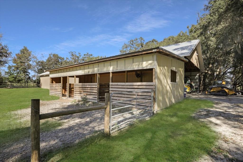 4107 Southwest State Road 45 Newberry, FL 32669 - Photo 67 of 100 a view of a house with backyard