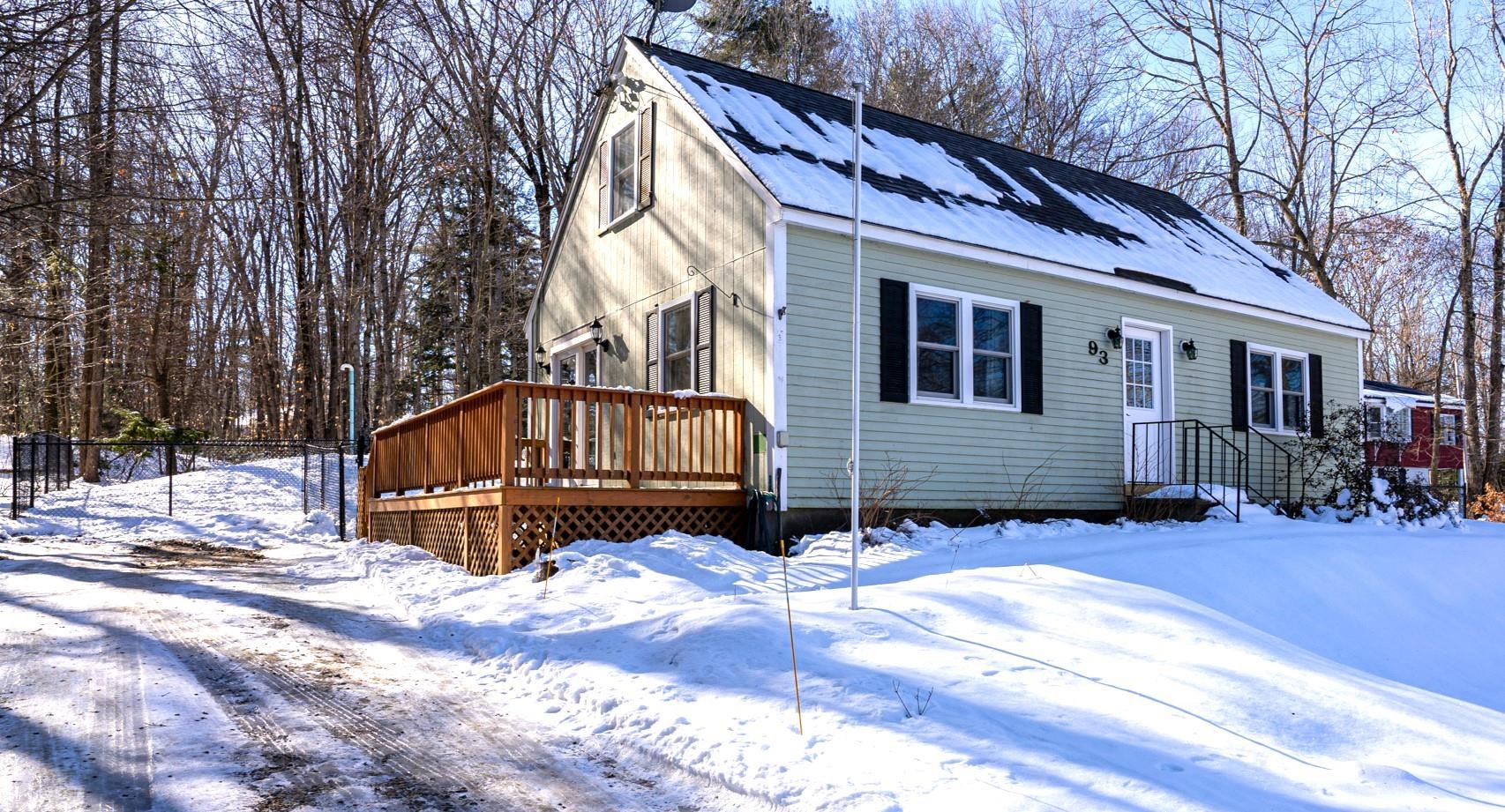 93 Varney Road Barnstead, NH 03225 - Photo 1 of 28