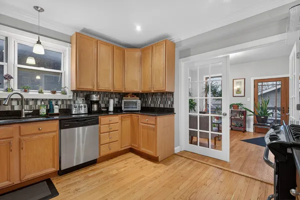 $450,000 | 4608 Hawthorne Avenue, Lyons, IL 60534